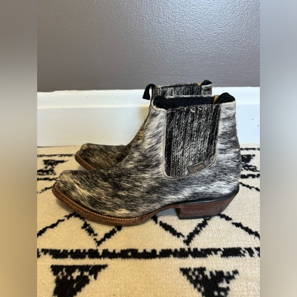 Stiefeld Booties - Picture 3 of 5